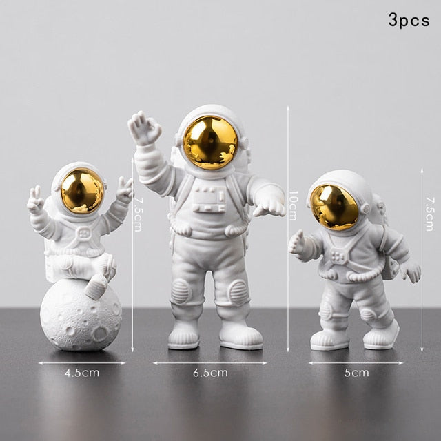 Astronaut and Moon Home Decor Set Action Figures Cool Gift