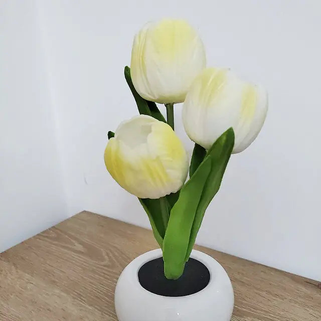 Simulation Tulip Flower Pot Lamp Indoor Decorative Table Lamp