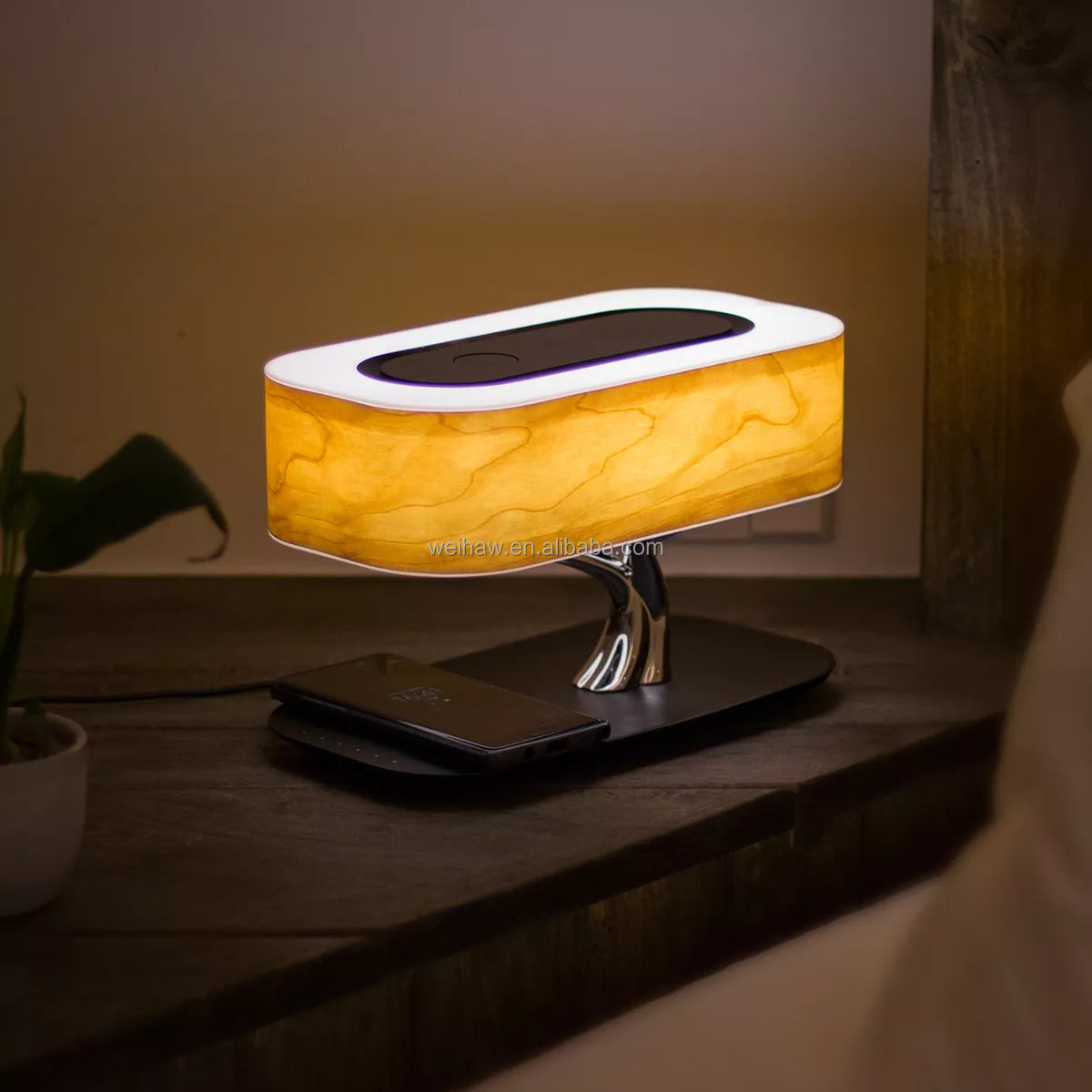 trendy-lamp-multifunctional-lamp-wireless-charger-blue-tooth-speaker-architect-desk-lamps-home-decorate-gadgets